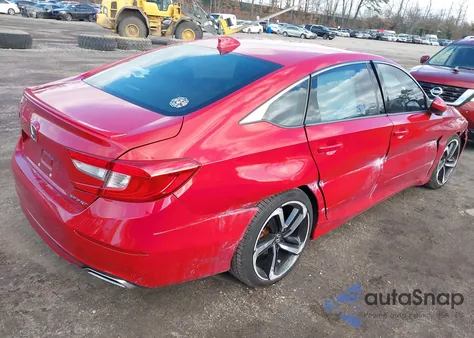 2018 Honda Accord Sport z USA, uszkodzony, nr VIN 1HGCV1F3XJA110718